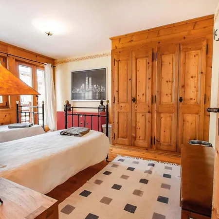 Spacious 2 Bedroom Close To The Sports Centre - What'app - 0049-1551-0224-169 - For Reservations! Apartment Verbier